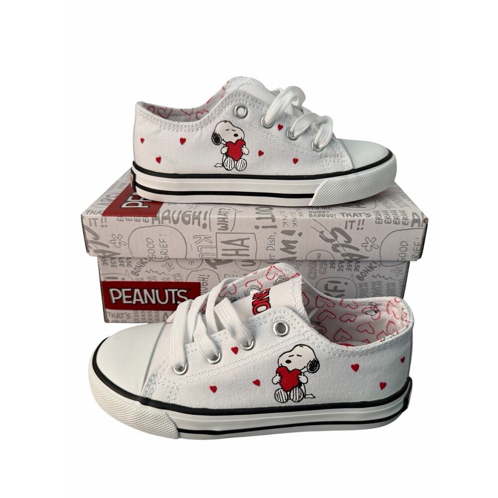 Peanuts Snoopy Kids White Heart Canvas Low Top Sneaker Size 10 - NWT